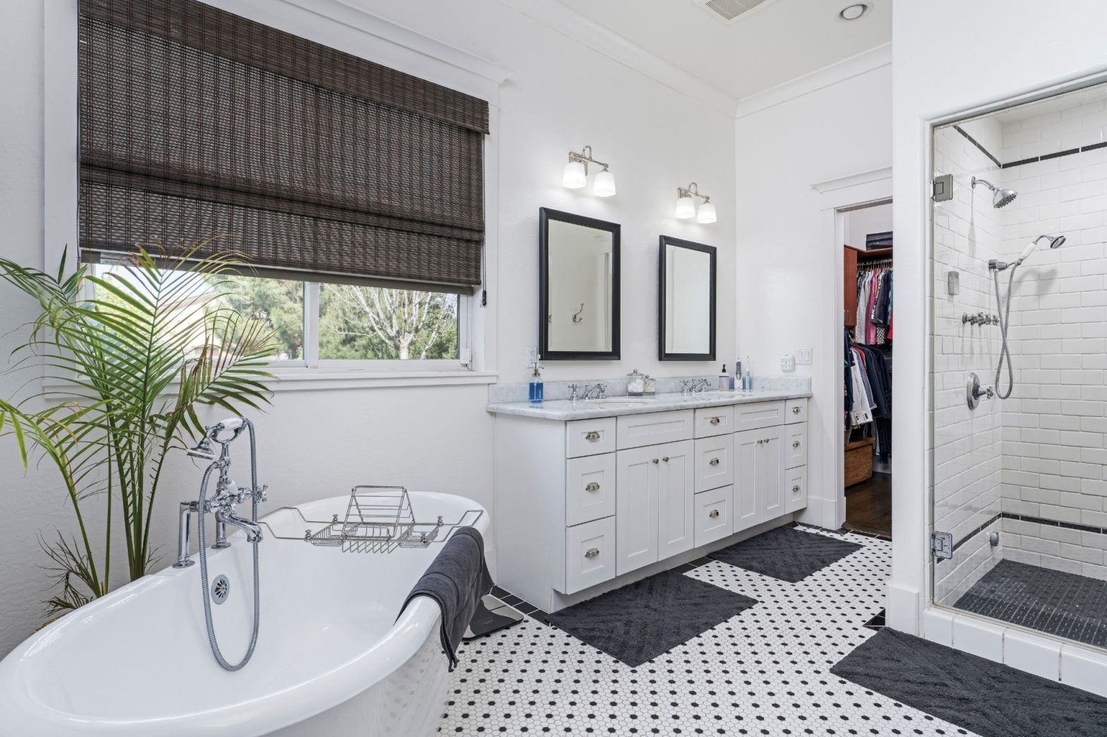Realize your dream of a new bathroom with your Portland bathroom remodeling experts.