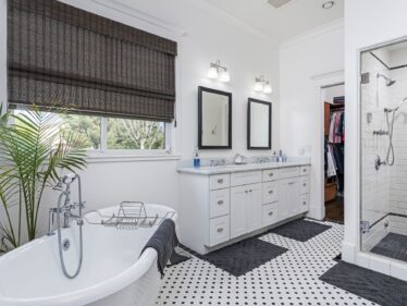 Realize your dream of a new bathroom with your Portland bathroom remodeling experts.
